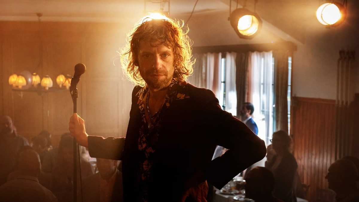 Ausschnitt aus dem Film "Rickerl – Musik is höchstens a Hobby" Ausschnitt aus dem Film "Rickerl – Musik is höchstens a Hobby"